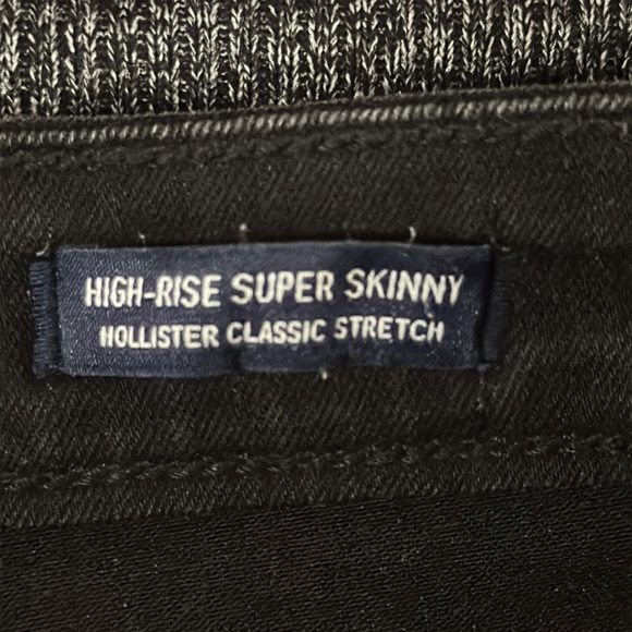 🌺 Hollister High Rise Skinny Jeans Sz 27 with bonus Body Suit Top SzM - Picture 9 of 12